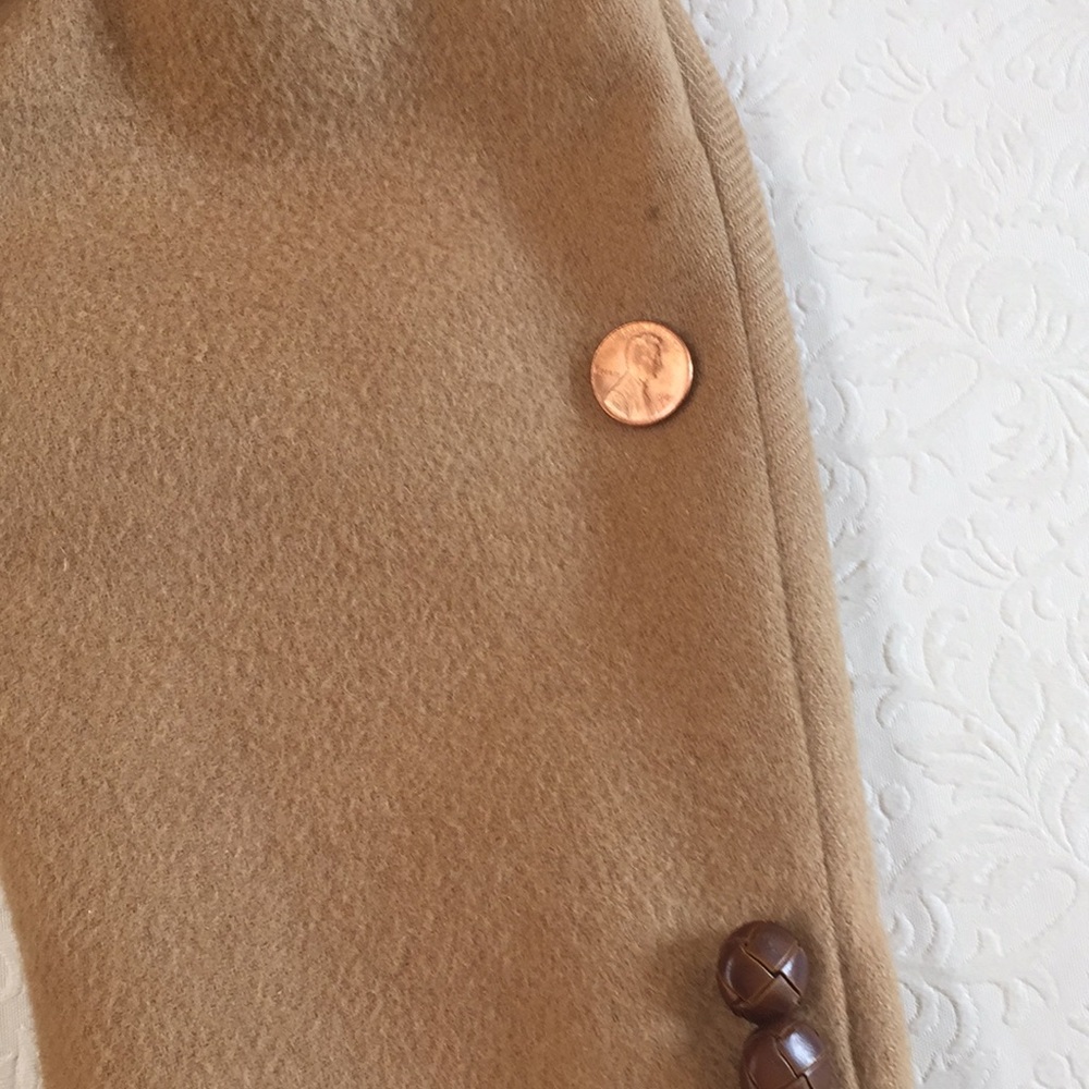 Palm Beach Vintage Camel hair sport coat. - Picture 8 of 8